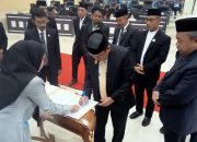 DPRD Pasangkayu Sahkan Ranperda APBD 2025, Bupati Dorong Realisasi Cepat Demi Peningkatan Layanan Publik