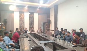 DPRD Pasangkayu Terima Aspirasi Demonstran Terkait Permasalahan BBM