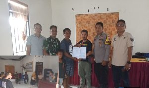 Bhabinkamtibmas Polsek Bambalamotu Mediasi Kasus Kecelakaan Warga Melalui Problem Solving di Desa Bambaira