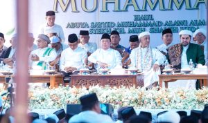 Wagub Sulbar Hadiri Maulid Nabi dan Haul Ulama Terkemuka di Pambusuang