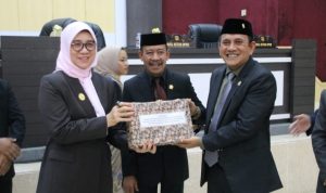 Wakil Bupati Pasangkayu Hadiri Rapat Paripurna Penyerahan Nota Keuangan dan Rancangan APBD Tahun Anggaran 2026