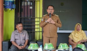 Bupati Pasangkayu Serahkan Bantuan Alsintan kepada Kelompok Tani