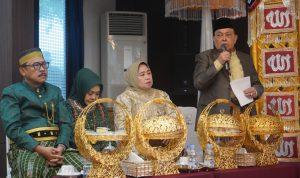 Momen Istimewa, Wagub Sulbar Hadiri dan Menyampaikan Nasehat Pernikahan Cucu Gubernur