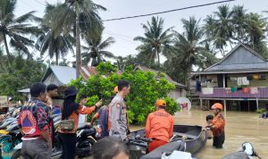 Debit Sungai Naik Drastis,Rendam Rumah Warga di Dua Dusun,Desa Ako Pasangkayu