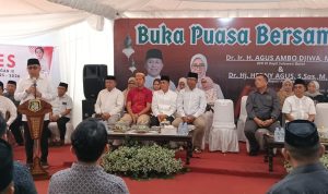 Anggota DPR RI Fraksi PDIP Dapil Sulawesi Barat,Ir.Agus Ambo Djiwa Gelar Buka Puasa Bersama di Pasangkayu  ‎