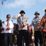 Menembus Jauh ke Pesisir, Kapolda Sulbar Bawa Kebahagiaan dan Layanan Prima untuk Warga Pulau Ambo