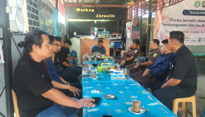 Pererat Hubungan dengan Media, Kajari Pasangkayu Sambangi Sekretariat IJP