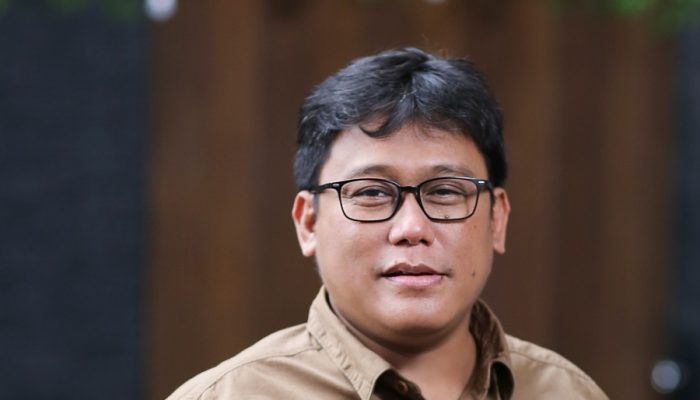 Raja Charles III Anugerahi Pakar Kehutanan Irfan Bakhtiar Gelar MBE