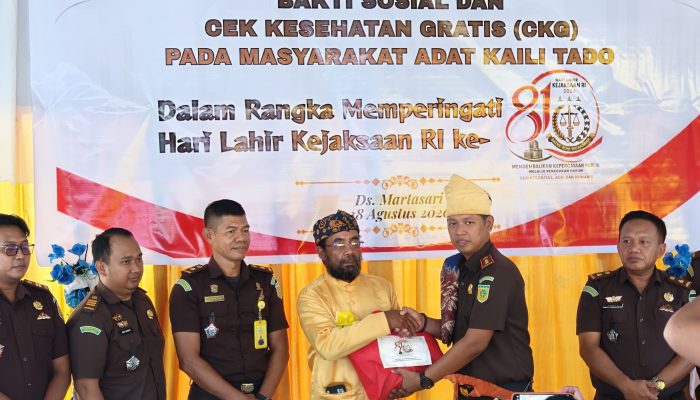 Peringati Harlah Kejaksaan ke-81, Kejari Pasangkayu Salurkan Sembako dan Layanan Kesehatan Gratis
