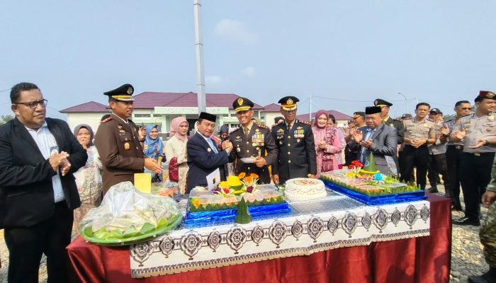 Bupati Yaumil Hadiri HUT ke-81 TNI di Batalyon TP 874/Vovasanggayu