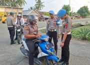 Sebelum Tertibkan Masyarakat, Propam Polres Pasangkayu Pastikan Personel Taat Aturan Lalu Lintas