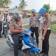 Sebelum Tertibkan Masyarakat, Propam Polres Pasangkayu Pastikan Personel Taat Aturan Lalu Lintas