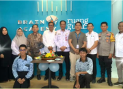 Asisten I Badaruddin Resmikan Ruang Guru di Pasangkayu