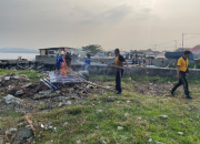 Dari Gotong Royong untuk Lingkungan, Polres Pasangkayu Tunjukkan Kepedulian terhadap Kebersihan Sungai